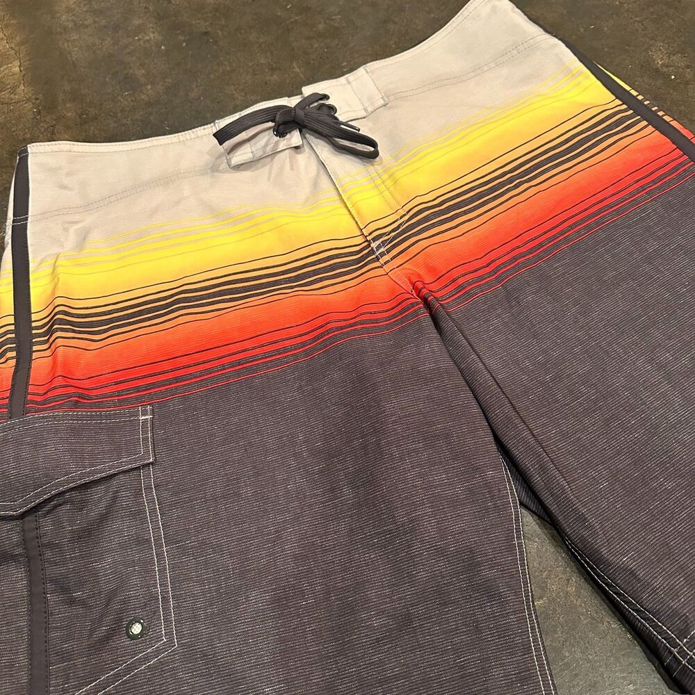 Mossimo Board Shorts Mens 38 Gray Mullticolor Striped Cargo Pocket Swim Trunks
